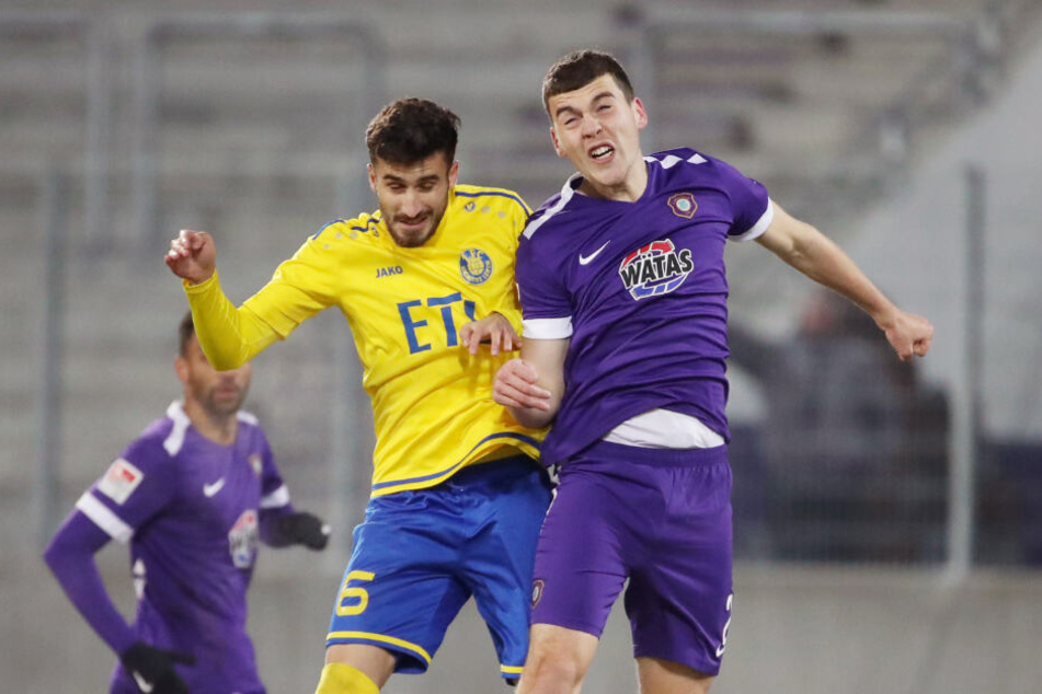 Jacob Rasmussen (r.) wurde vom AC Florenz geholt. Der Däne soll die Defensive weiter stabilisieren.