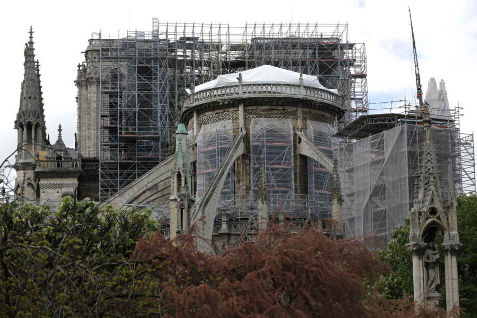 Nach dem verheerenden Brand von Notre-Dame gehen die Sicherungsarbeiten an der Kathedrale weiter.