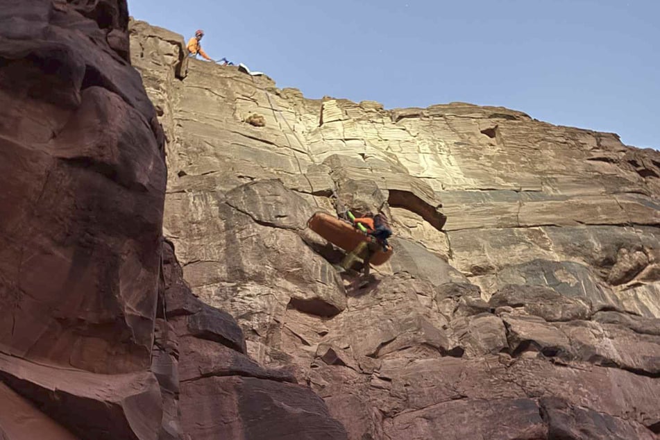 Aus rund 40 Metern Tiefe wurde der Leichnam des Mannes geborgen.