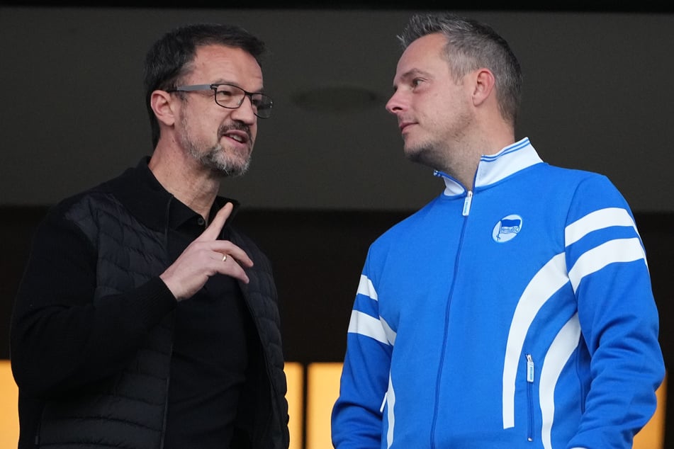 Herthas Geschäftsführer Fredi Bobic (51, l.) und Hertha-Präsident Kay Bernstein (42) werden weiterhin die Geschicke bei Hertha BSC bestimmen.