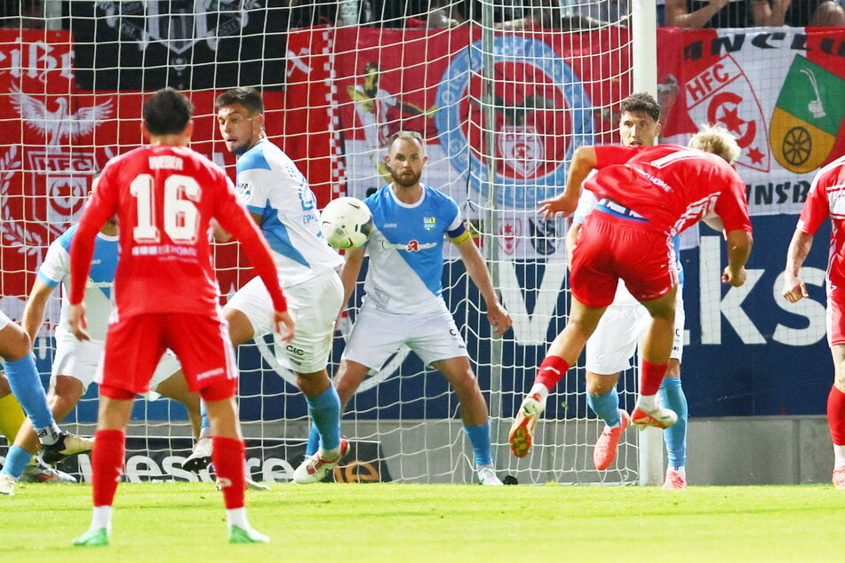 Beim 0:0 im Hinspiel gab es zwar hitzige Strafraumszenen, aber am Ende keine Tore.