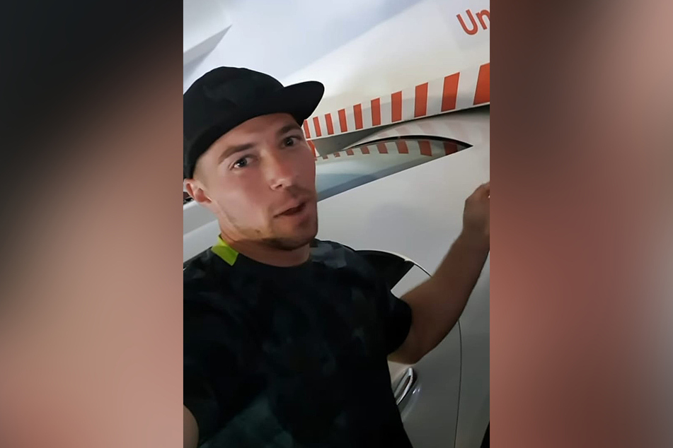 Ungewollte Millimeter-Arbeit: Ramon Roselly (27) hätte im Parkhaus fast einen Unfall gebaut.