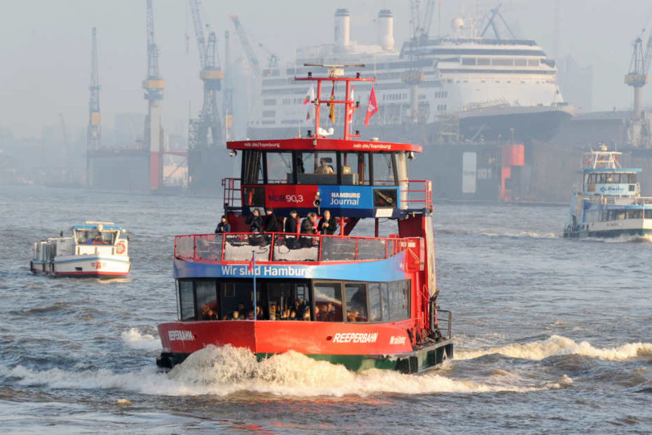Vor sechs Jahren besetzten kurdische Aktivisten eine Fähre am Hamburger Hafen. (Symbolfoto)