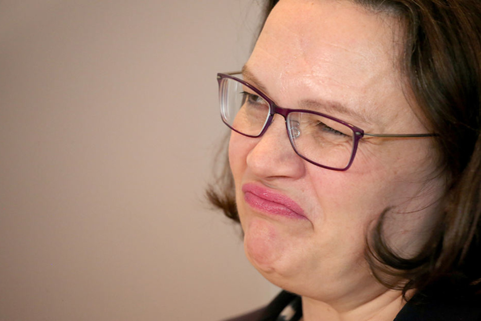 Andrea Nahles (SPD), Fraktionsvorsitzende, gibt im Reichstagsgebäude zu Beginn der Sitzung der Bundestagsfraktion ein Statement zum Diesel-Urteil von Leipzig ab.