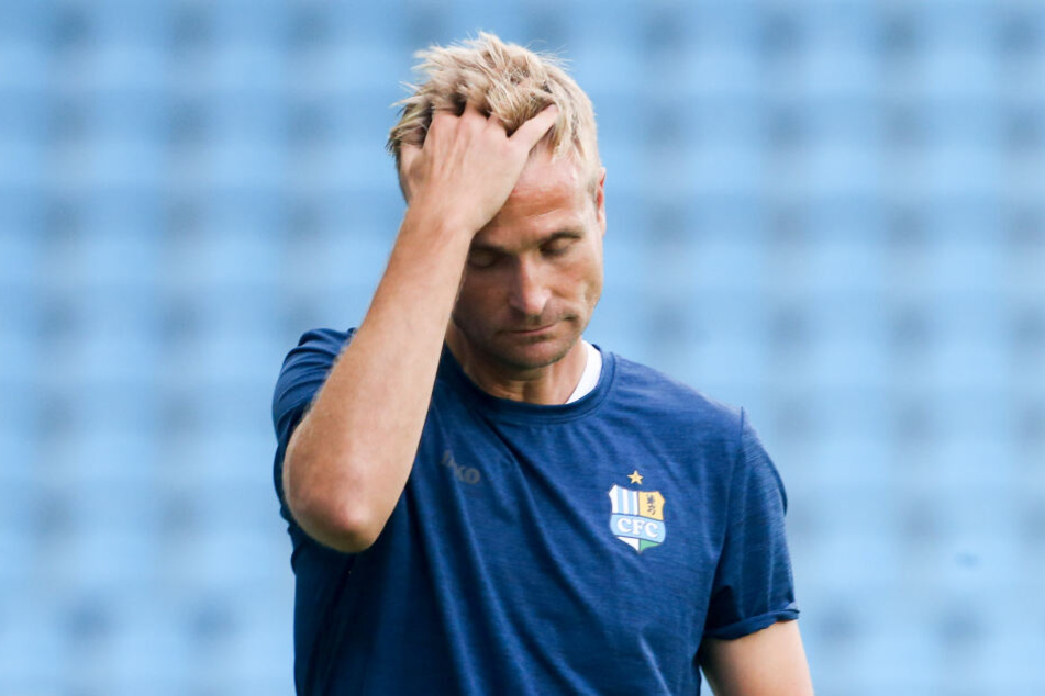 Trainer David Bergner wollte nach dem 0:1 gegen 1860 nicht mehr und legte am 4. September sein Amt nieder - auf eigenen Wunsch!