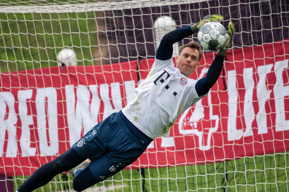 Manuel Neuer im Trainingslager des FC Bayern in Katar.