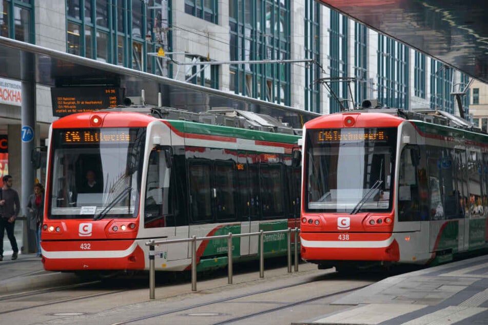 Künftig für 365 Euro ein ganzes Jahr mit Bus und Bahn durch Chemnitz fahren: Das wollen die Linken im Stadtrat durchsetzen.