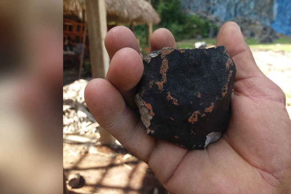 Asteroiden & Meteoriten: Explosion am Himmel! Meteorit schlägt auf Kuba ein und lässt Trümmer regnen