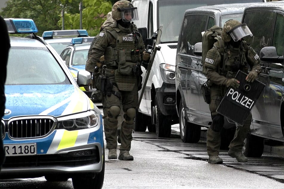 Schließlich wurde ein Sondereinsatzkommando gerufen. (Symbolbild)