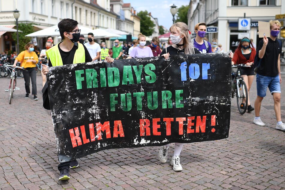Fridays For Future und Verdi machen bei Demos gemeinsame Sache