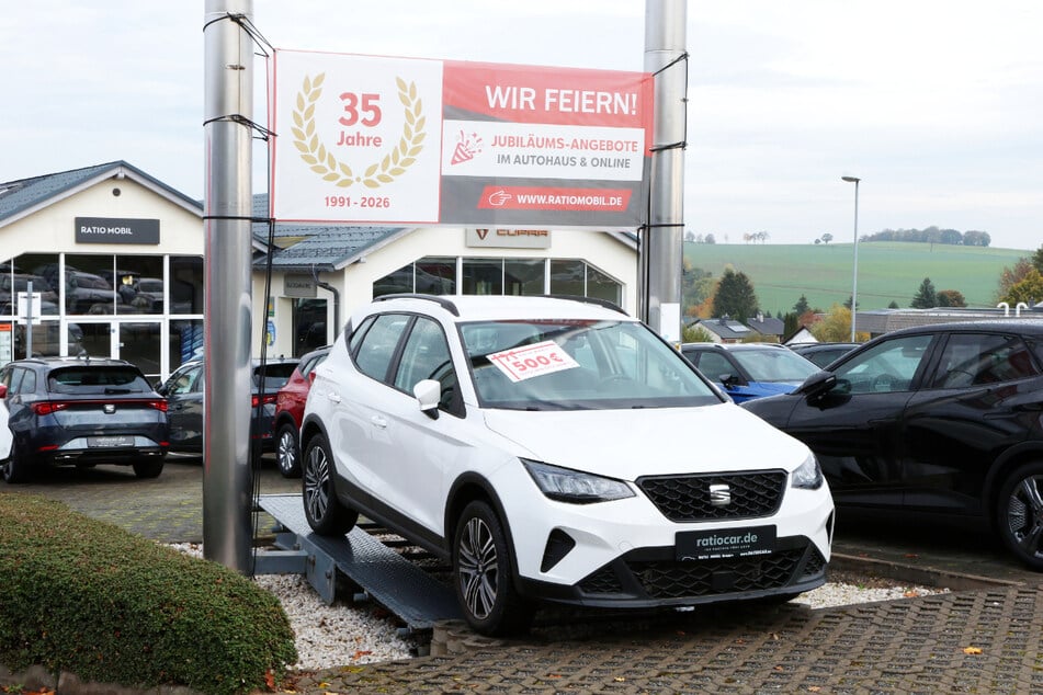 Sichert Euch für kurze Zeit einen Servicegutschein oder eine Gebrauchtwagengarantie beim Kauf eines Seat oder Cupra bei RATIO MOBIL.