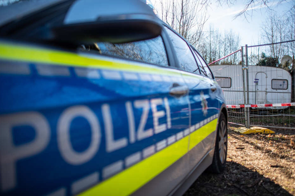 Die Beamten haben die Ermittlungen zur Todesursache aufgenommen. (Symbolbild)