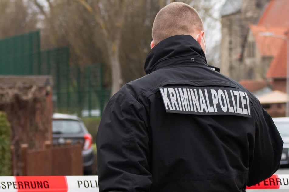 Die Polizei ermittelt nach einem Leichenfund in Nordrhein-Westfalen. (Symbolbild)