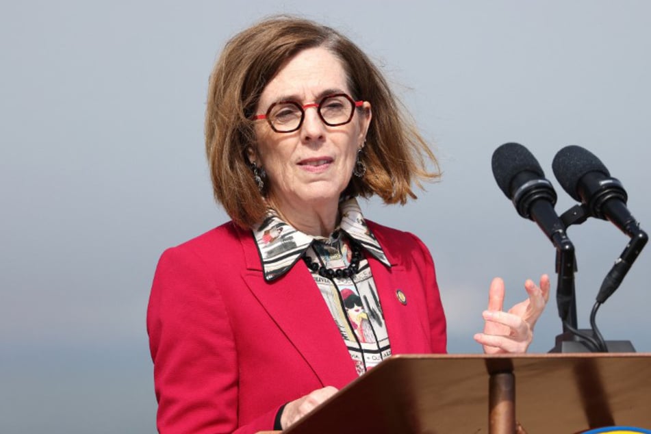 Oregon Gov. Kate Brown has commuted the sentences of 17 people awaiting execution to life in prison.