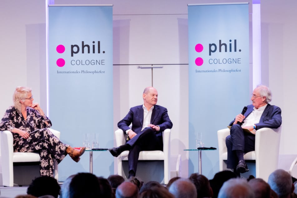 Zu den Promi-Gästen der vergangenen Jahre zählte unter anderem Bundeskanzler a.D. Olaf Scholz (m.).