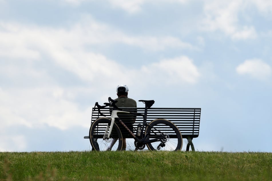 Die Meteorologen erwarten für Samstag in Teilen Bayerns Temperaturen bis zu 24 Grad.