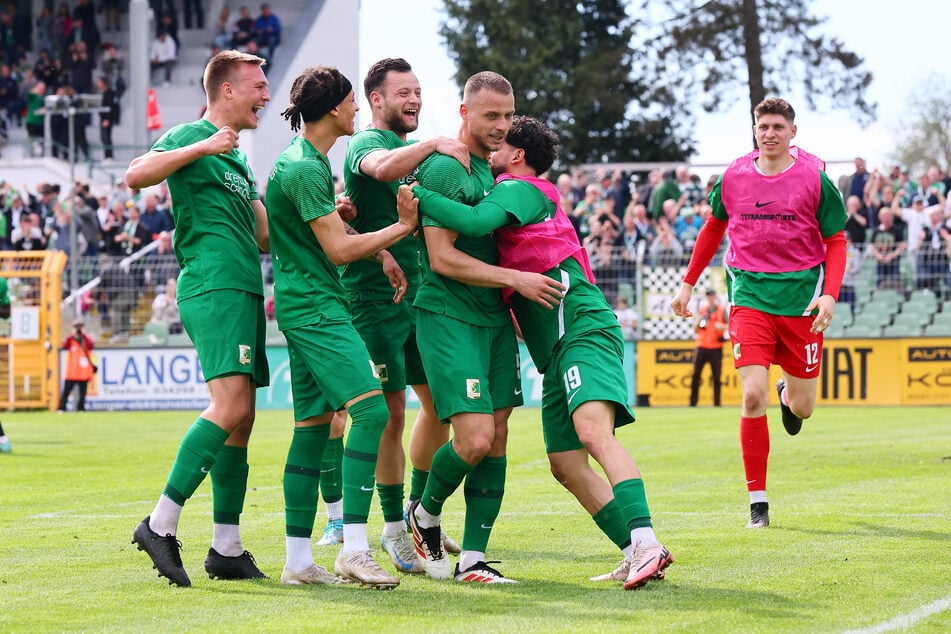 Chemie will im Heimspiel gegen Jena den letzten nötigen Zähler holen, um den Klassenerhalt endgültig klarzumachen.