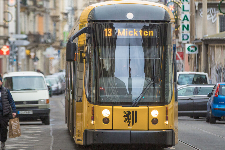 Vom 14. bis zum 16. April fährt die Linie 13 in Richtung Mickten eine Umleitung über den Albertplatz und die Königsbrücker Straße.