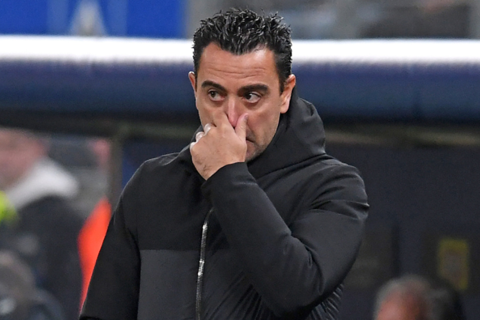 Barcelonas Trainer Xavi musste mit seiner Mannschaft eine schmerzhafte Niederlage hinnehmen.