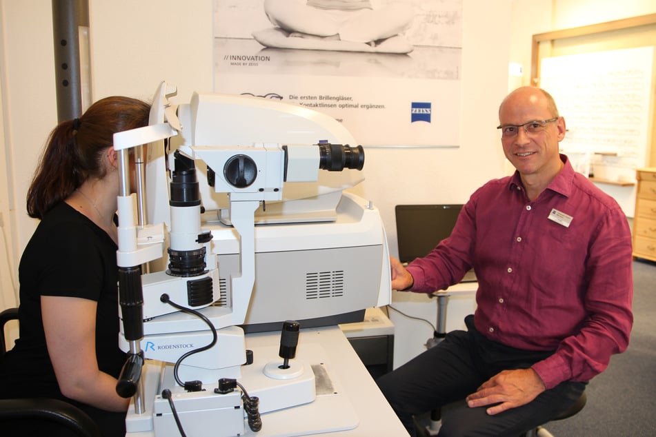 Uwe Riegler ist stellvertretender Vorsitzender vom Mitteldeutschen Augenoptiker- und Optometristenverband und Obermeister der Landesinnung.