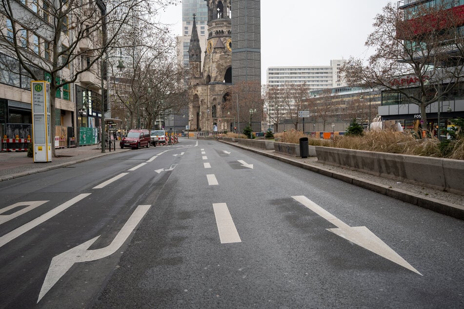 Mit einem Carsharing-Wagen war ein Jugendlicher (15) am Donnerstag auf dem Berliner Ku'damm unterwegs. (Archivbild)