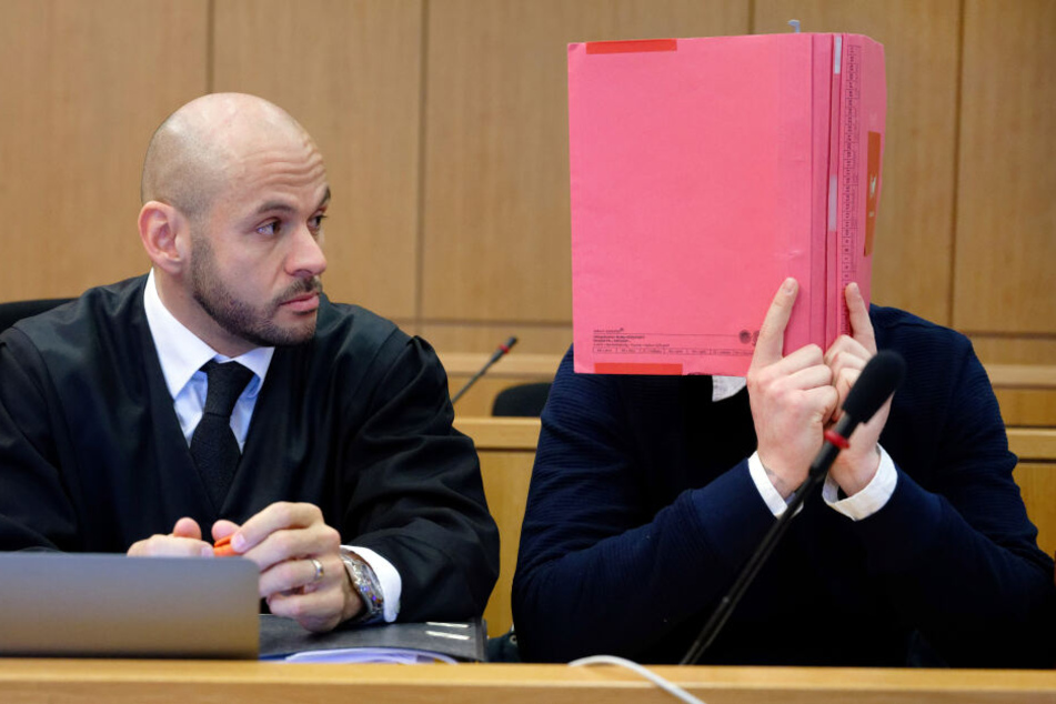 Am Mittwoch wurde der Angeklagte (22) vom Landgericht Aachen zu einer Haftstrafe verurteilt (Archivbild).
