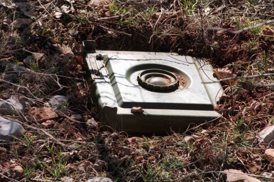 Eine freigelegte Landmine. (Symbolbild)