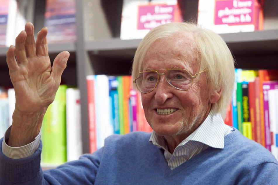 Weltenbummler Rudi Gutendorf ist im Alter von 93 Jahren gestorben. (Archivbild)