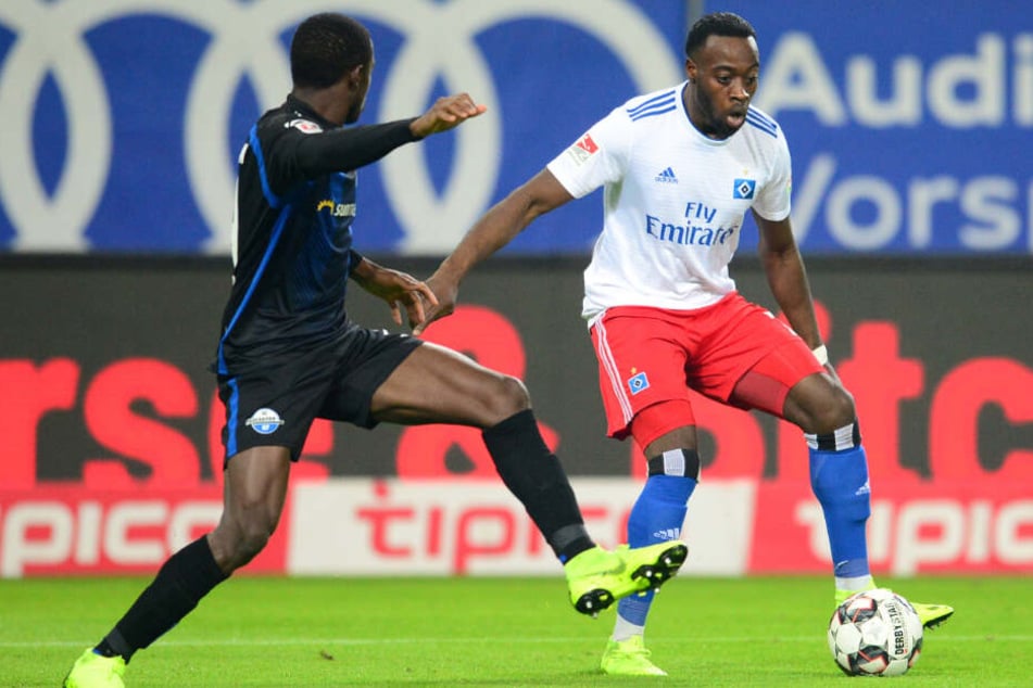 In der Hinrunde der 2. Bundesliga siegte der HSV 1:0 gegen Paderborn. Das Tor schoss Khaled Narey (rechts).