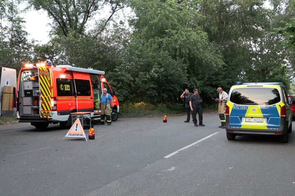 Polizei und Rettungsdienst waren am Samstag in Heist im Kreis Pinneberg im Einsatz. Hatte eine mögliche Kindesentführung damit zu tun?