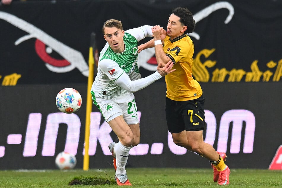 Neuzugang Jason Ceka (r.) konnte sich noch nicht so in Szene setzen.