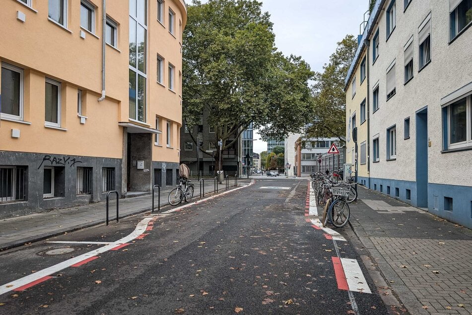 Die neue Fahrradstraße an der Agrippastraße in der Kölner Innenstadt.