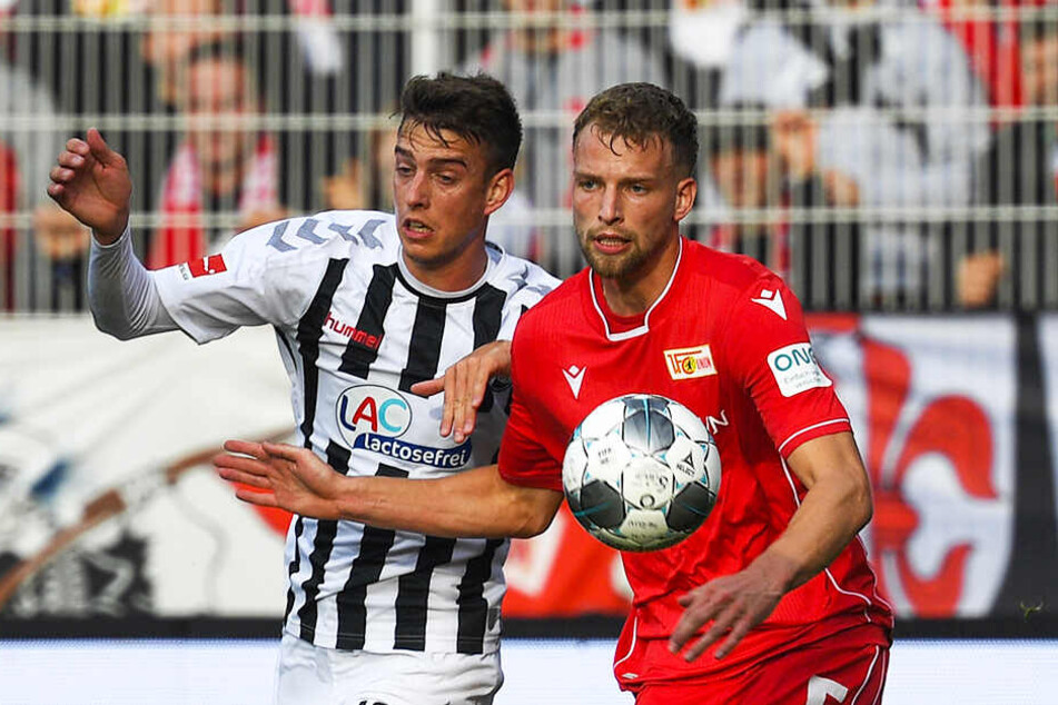 Marvin Friedrich (r.) hatte die Vorentscheidung für Union auf dem Kopf, traf aber mit seinem Aufsetzer nur die Latte.