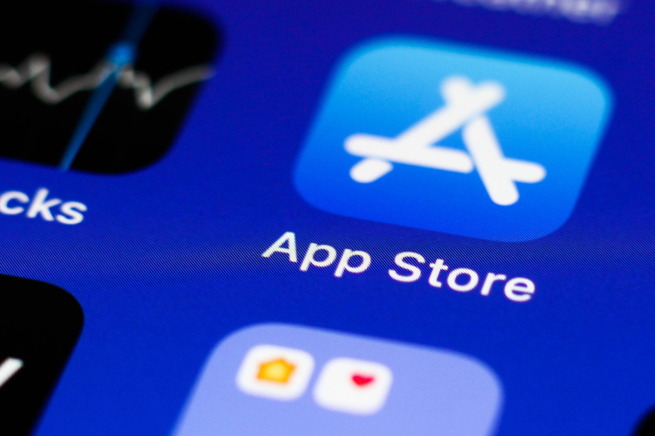 Apple must now allow customers to pay for their apps outside the App Store.