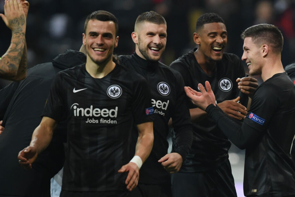 Luka Jovic (re.), Sebastien Haller (2.v.r.) und Ante Rebic (2.v.l.) werden von europäischen Top-Klubs umworben.