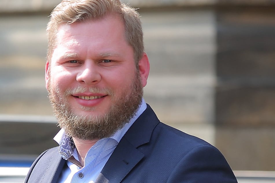 Laut AOK-Sprecher Pascal Ziehm (40) ist der Verkauf notwendig.