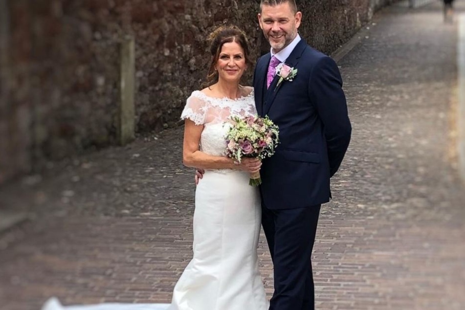 Nur 48 Stunden nach ihrer Hochzeit bekam Julie die traurige Diagnose.