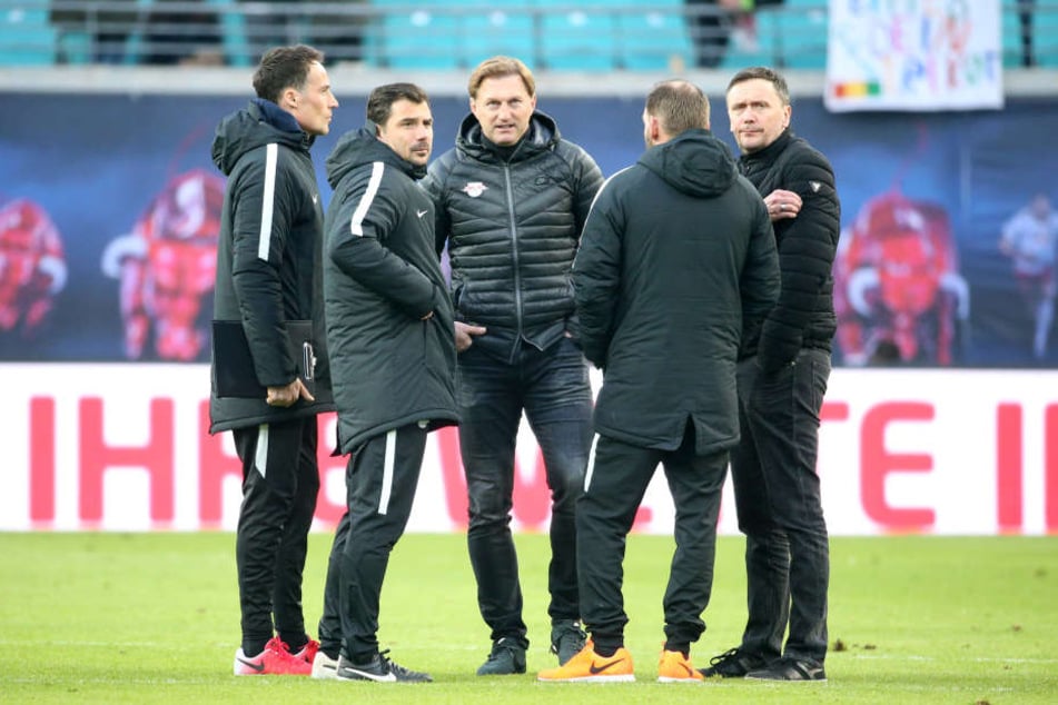 Sportkoordinator Frank Aehlig (49, r.) verabschiedet sich in Richtung Köln.