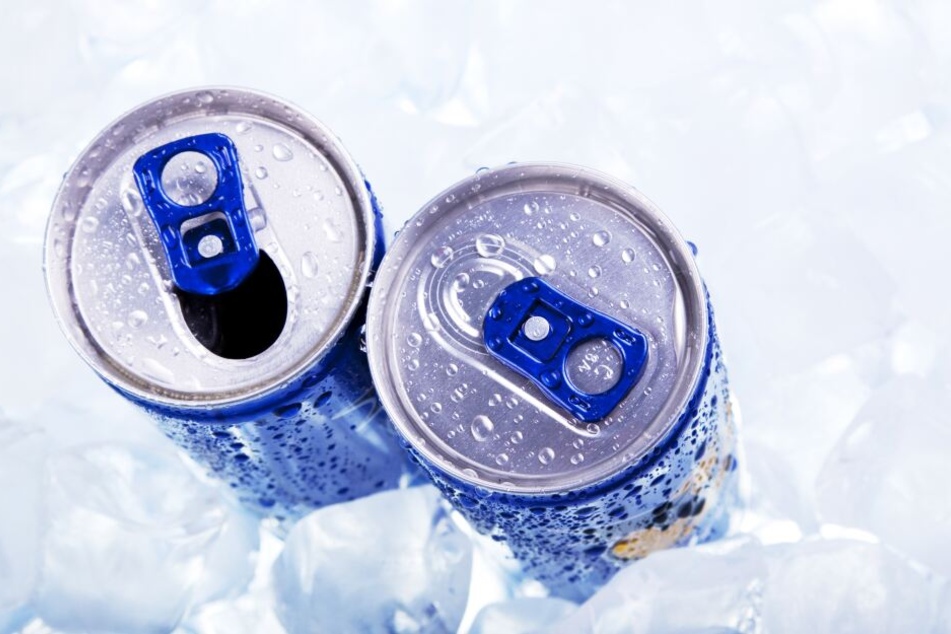 Der Mann konsumierte fünf bis sechs Energy-Drinks am Tag.