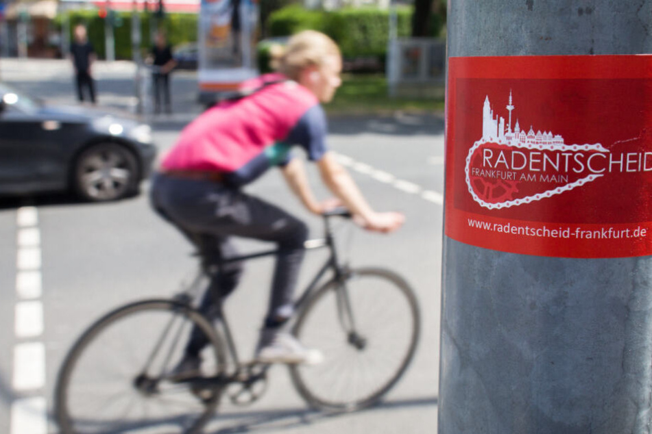 Die "Radentscheid"-Aktivisten sammelten mehr als 40.000 Unterschriften in Frankfurt.