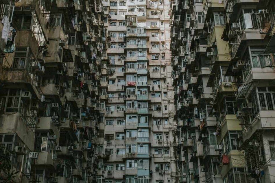 In Hongkong leben die Menschen teilweise unter unglaublich schlechten Bedingungen.