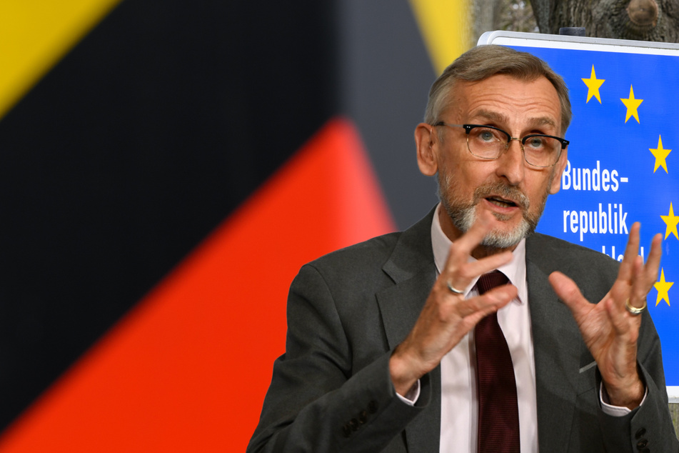 Sachsens Innenminister verlangt Taten von Faeser: "Brauchen Grenz-Kontrollen"