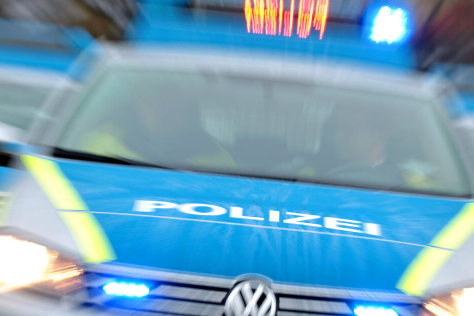 Sofort fahndete die Polizei nach dem Mann, jedoch ohne Erfolg. (Symbolbild)