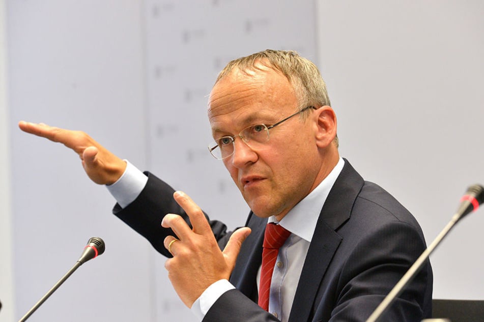 Dr. Peter Lames (52, SPD)