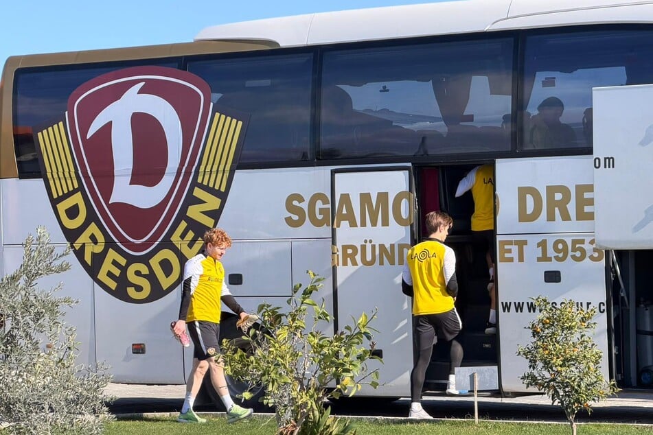 Nach der Einheit ging es für die Dynamos mit dem Bus zurück ins Mannschaftshotel.