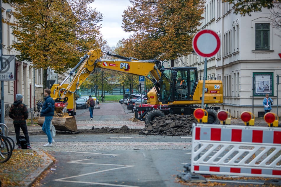 Die Kritik der Anwohner an der Baumaßnahme Waldstraße hat offenbar Wirkung gezeigt: Die Leipziger Verkehrsbetriebe haben nun Erleichterung in Aussicht gestellt.