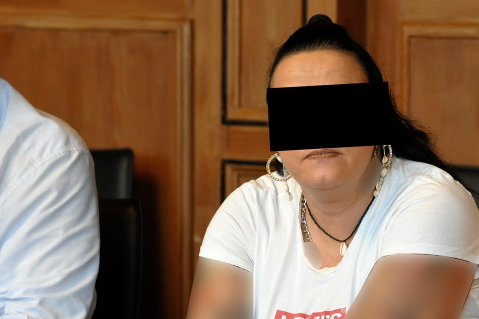 Stephanie M. (41) muss sich seit Montag vor dem Zwickauer Landgericht verantworten.