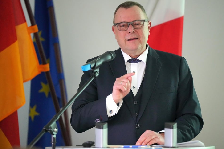 Brandenburgs Innenminister Michael Stübgen (63, CDU) ist in die Gemeinsame parlamentarische Kontrollkommission von Europol berufen worden.