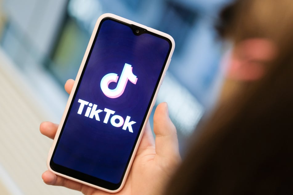 The video clip app TikTok is currently the most popular social media platform, especially among teenagers.  (Photo: Jens Kalaene/dpa-Zentralbild/dpa)