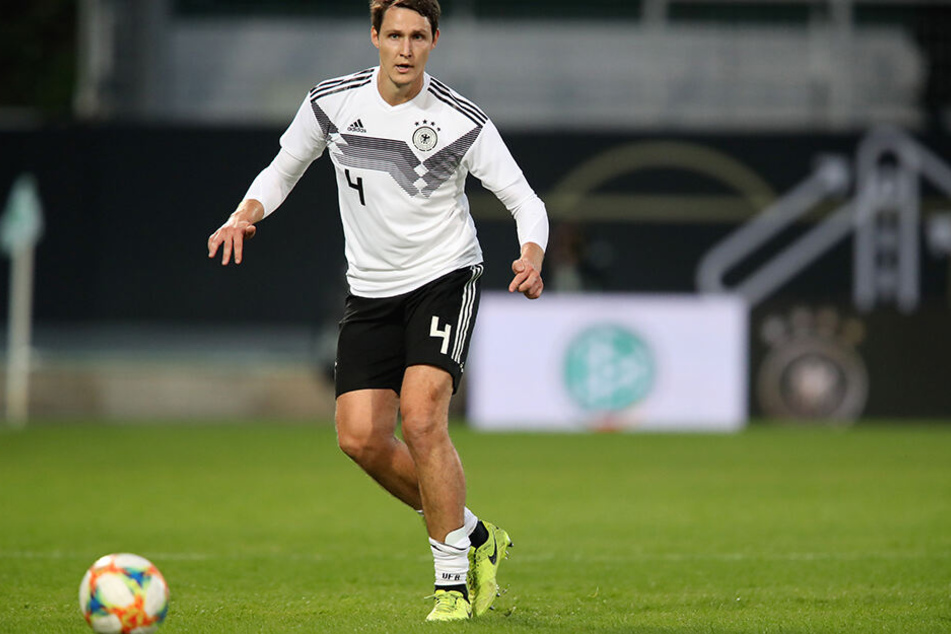 Auch ohne Profi-Vertrag: Philipp Wollscheid hat dennoch noch Spaß am Fußball. Hier bei einem DFB-All-Star-Spiel in Fürth Anfang Oktober.